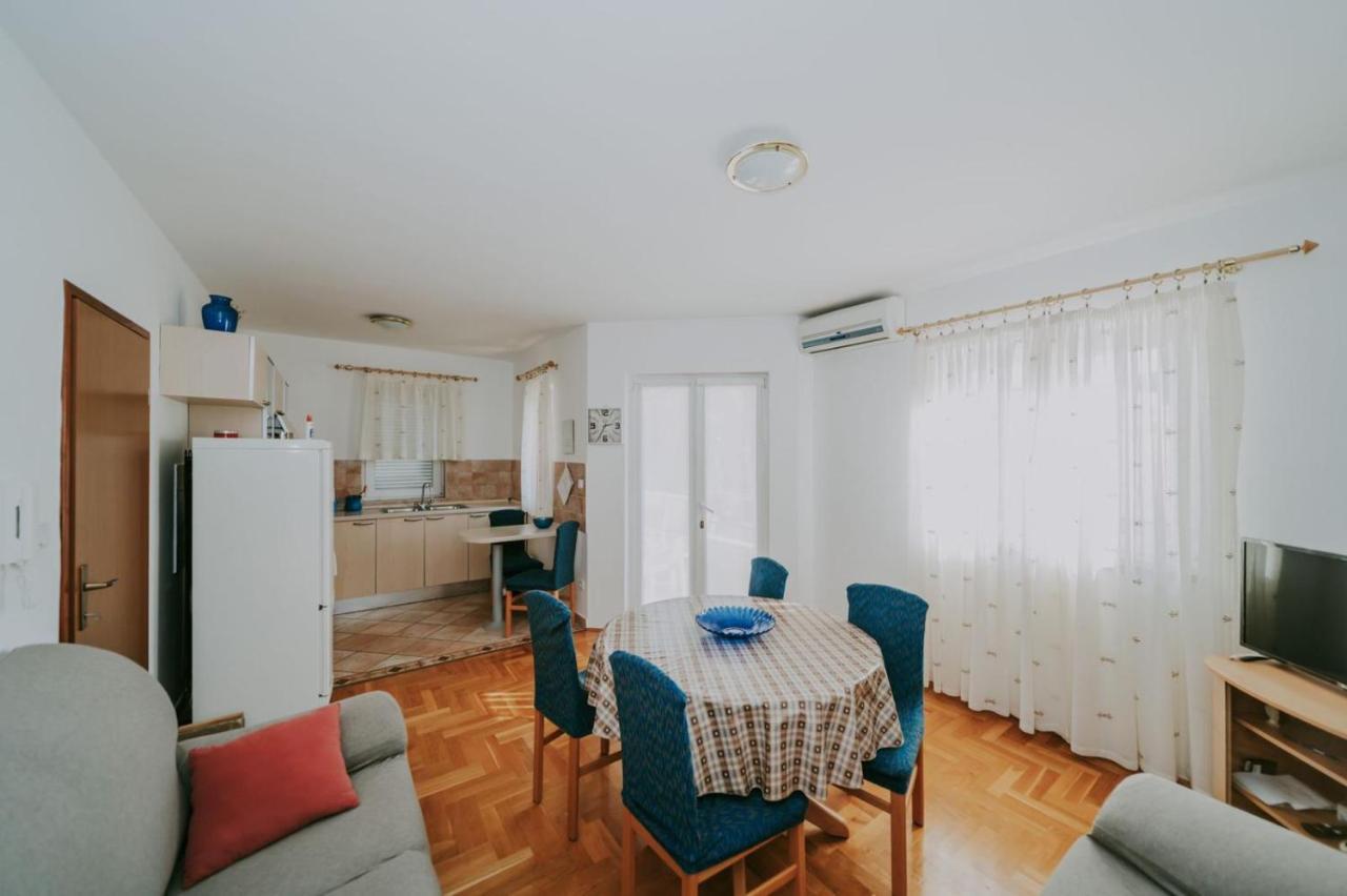 Apartman Hola Novigrad Istria Exterior foto